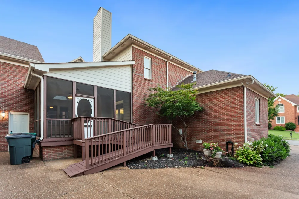 113 Doral Ln Hendersonville, TN 37075