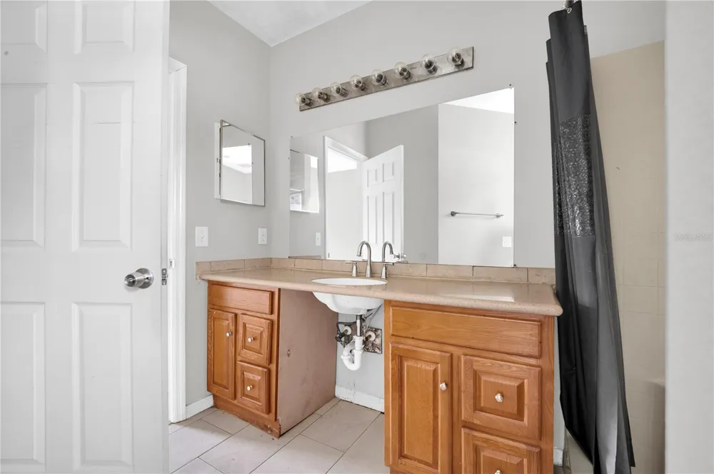 433 LAKEVIEW ROAD Poinciana, FL 34759