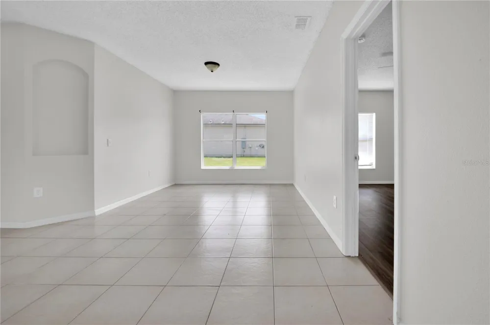 433 LAKEVIEW ROAD Poinciana, FL 34759