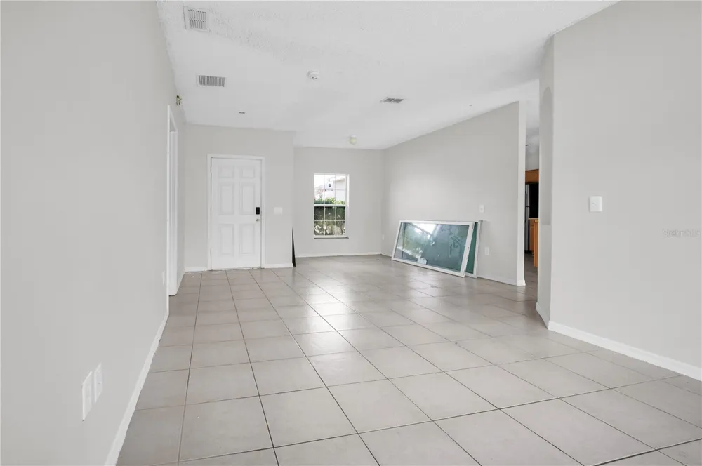 433 LAKEVIEW ROAD Poinciana, FL 34759