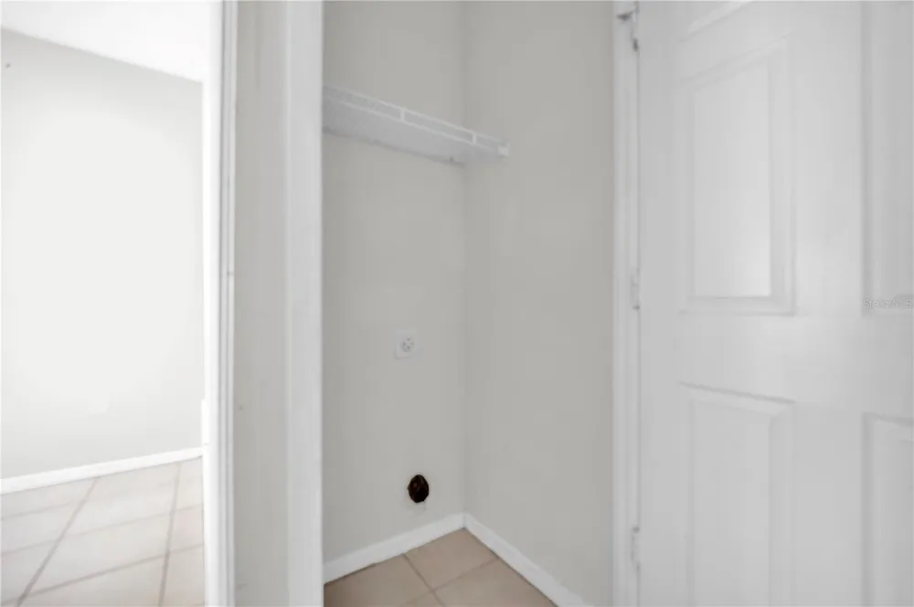 433 LAKEVIEW ROAD Poinciana, FL 34759