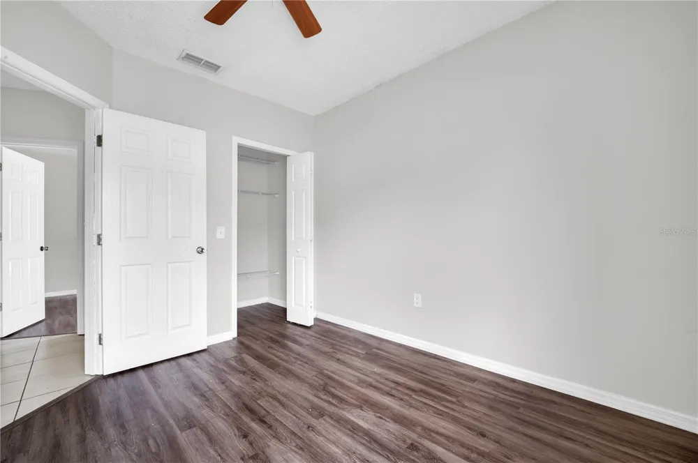 433 LAKEVIEW ROAD Poinciana, FL 34759