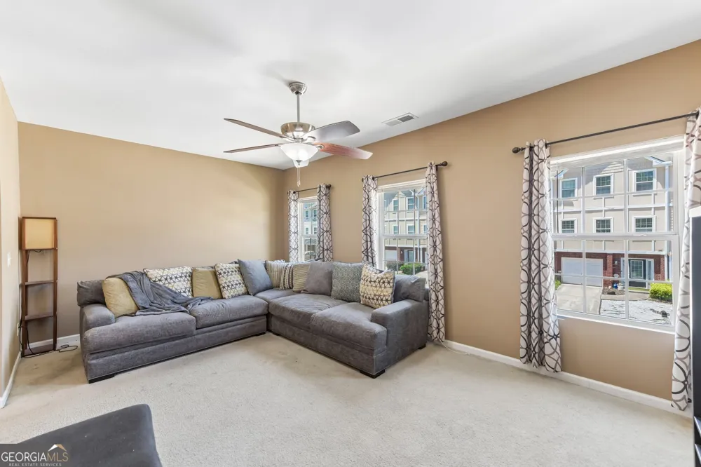 6383 Redan SQ Lithonia, GA 30058