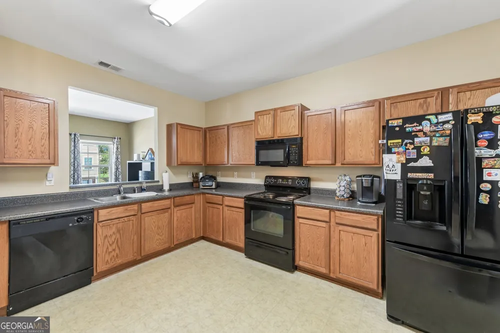 6383 Redan SQ Lithonia, GA 30058