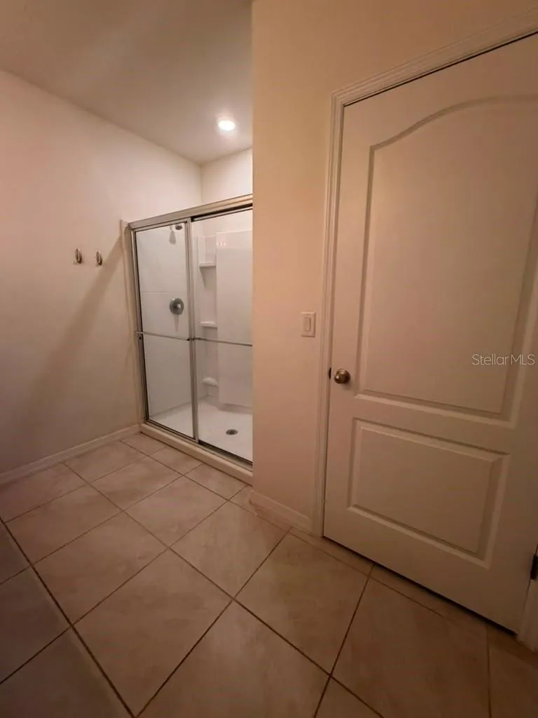 948 SUMMER GLEN DRIVE Winter Haven, FL 33880