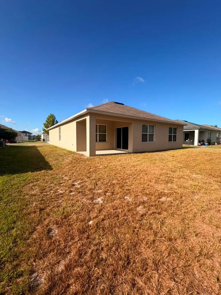 948 SUMMER GLEN DRIVE Winter Haven, FL 33880