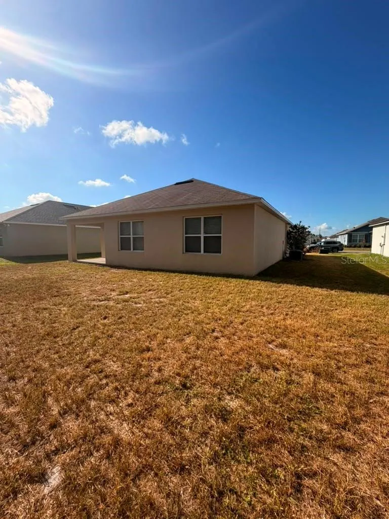 948 SUMMER GLEN DRIVE Winter Haven, FL 33880