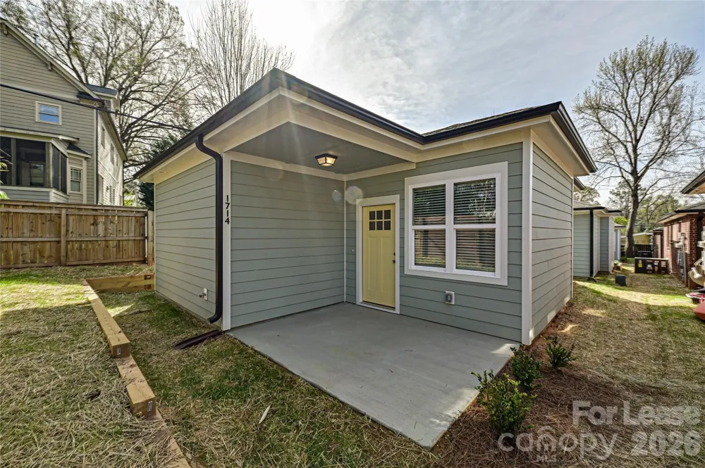 1714 Club Road Charlotte, NC 28205