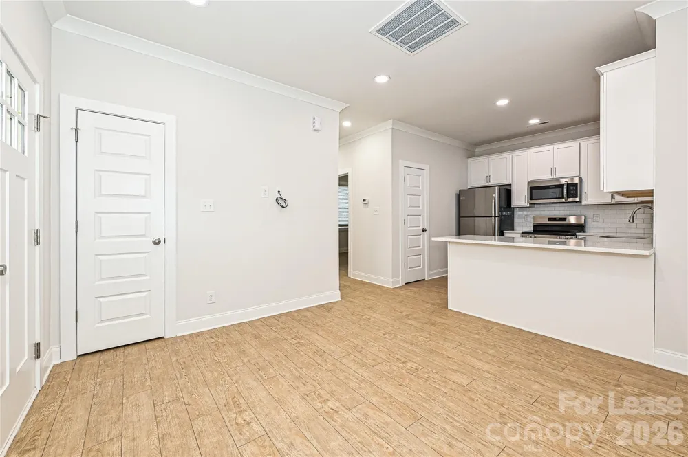 1714 Club Road Charlotte, NC 28205