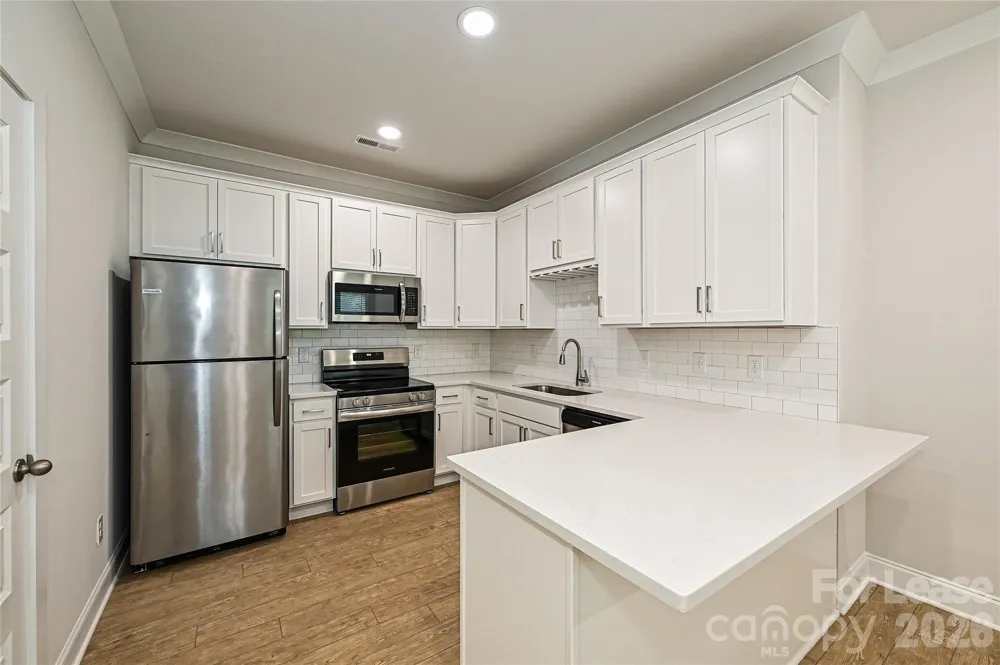 1714 Club Road Charlotte, NC 28205