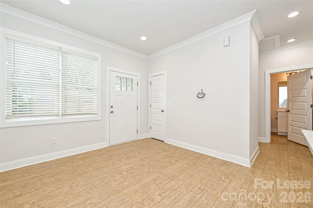 1714 Club Road Charlotte, NC 28205
