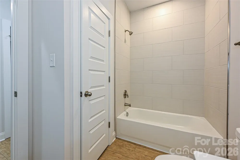 1714 Club Road Charlotte, NC 28205