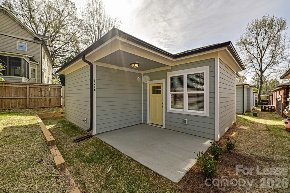 1714 Club Road Charlotte, NC 28205