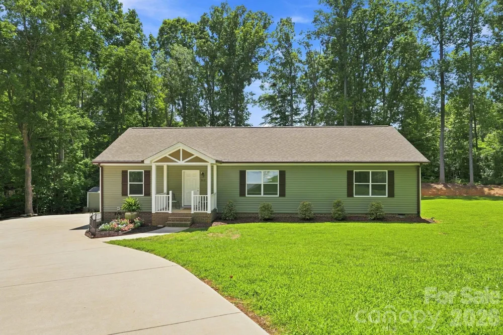 312 Sailwinds Road Mooresville, NC 28115