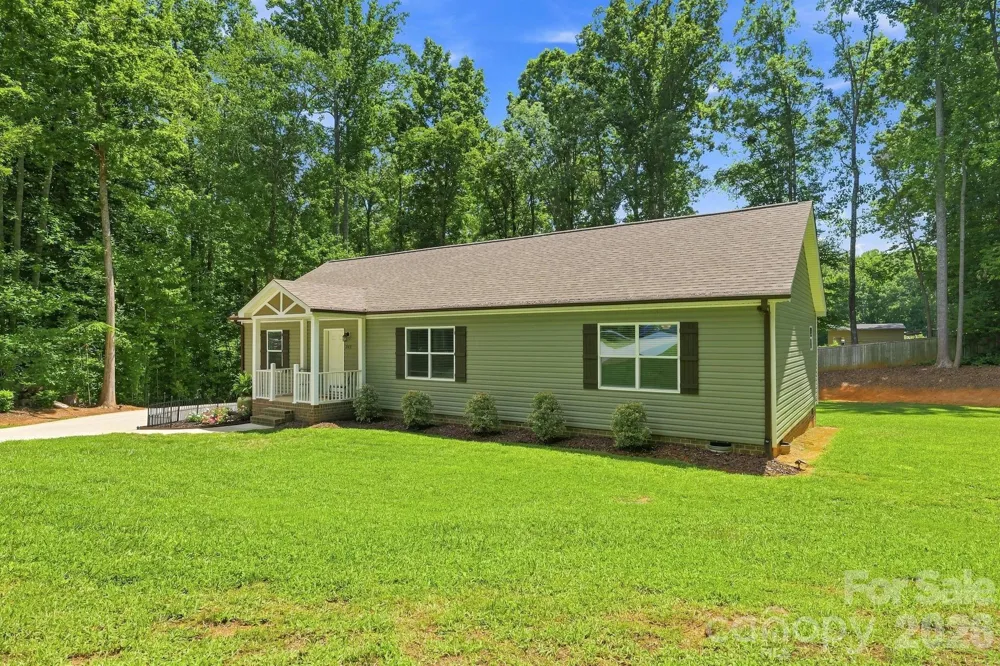 312 Sailwinds Road Mooresville, NC 28115