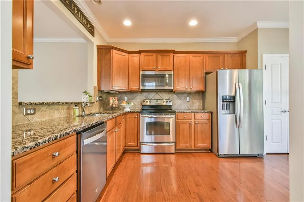 6136 Longleaf Drive Hoschton, GA 30548