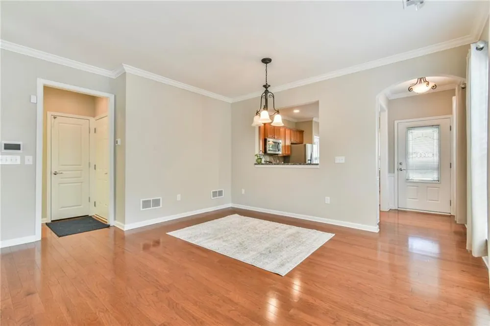 6136 Longleaf Drive Hoschton, GA 30548