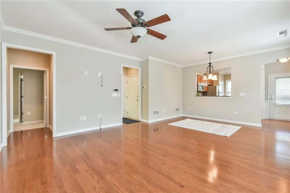 6136 Longleaf Drive Hoschton, GA 30548