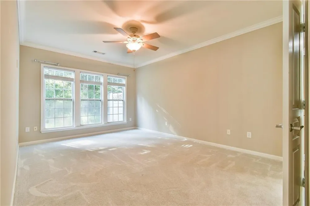 6136 Longleaf Drive Hoschton, GA 30548