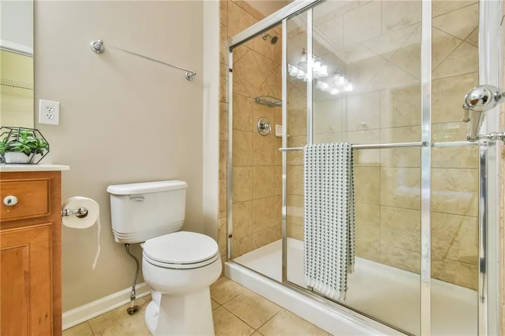 6136 Longleaf Drive Hoschton, GA 30548