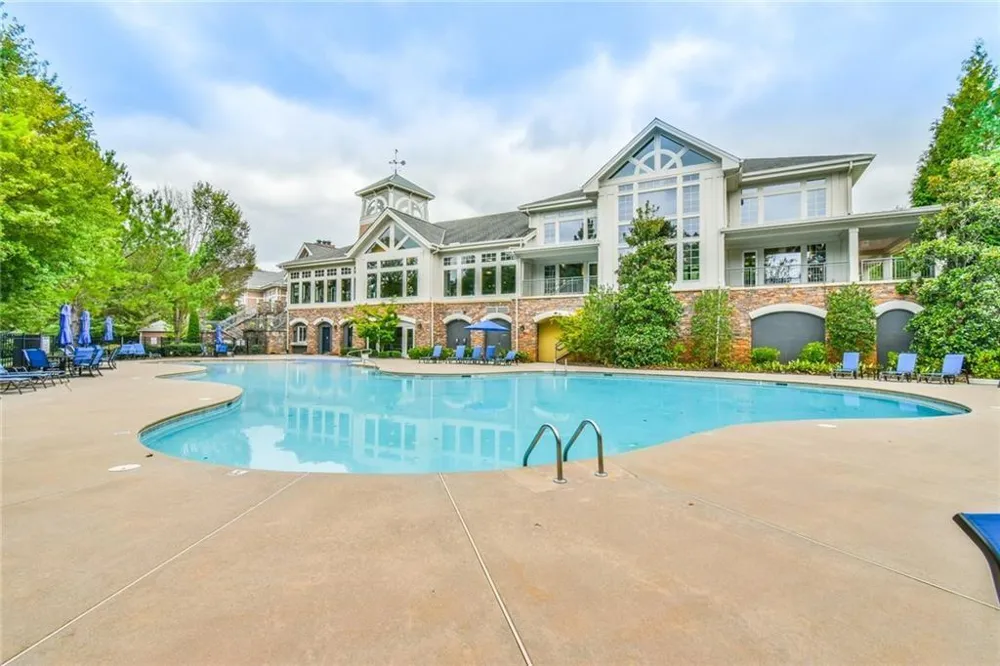 6136 Longleaf Drive Hoschton, GA 30548