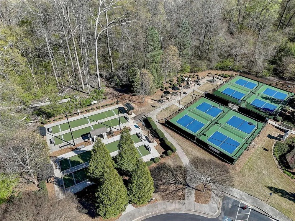 6136 Longleaf Drive Hoschton, GA 30548
