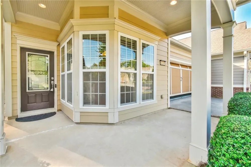 6136 Longleaf Drive Hoschton, GA 30548