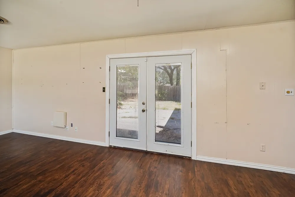 600 E Liberty Street Pilot Point, TX 76258