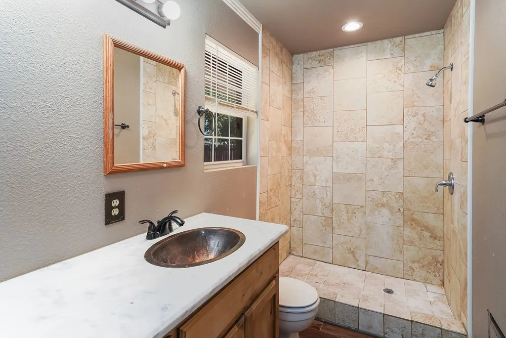 600 E Liberty Street Pilot Point, TX 76258