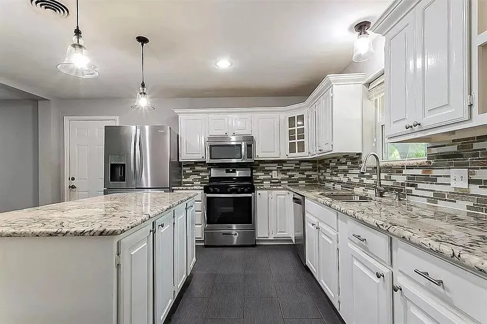 5516 Forest Lane Dallas, TX 75230
