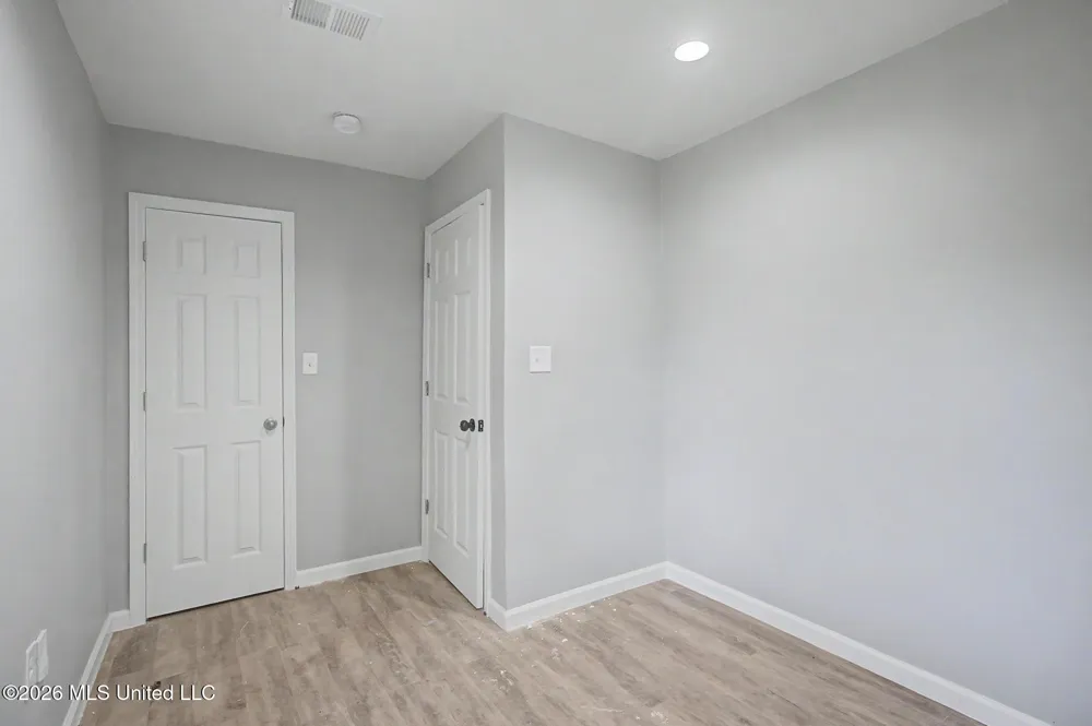 9424 Daisy Vestry Road Biloxi, MS 39532