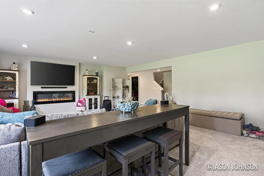 3097 Brayridge Drive Jenison, MI 49428