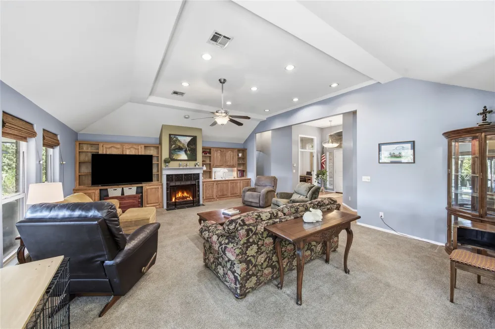 594 S 282nd EastAvenue Catoosa, OK 74015