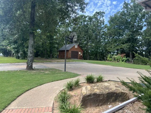594 S 282nd EastAvenue Catoosa, OK 74015