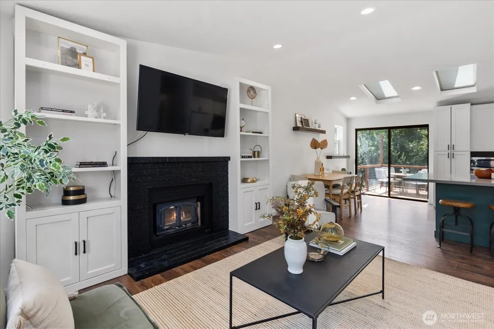 1511 Lake Stickney Drive Lynnwood, WA 98087
