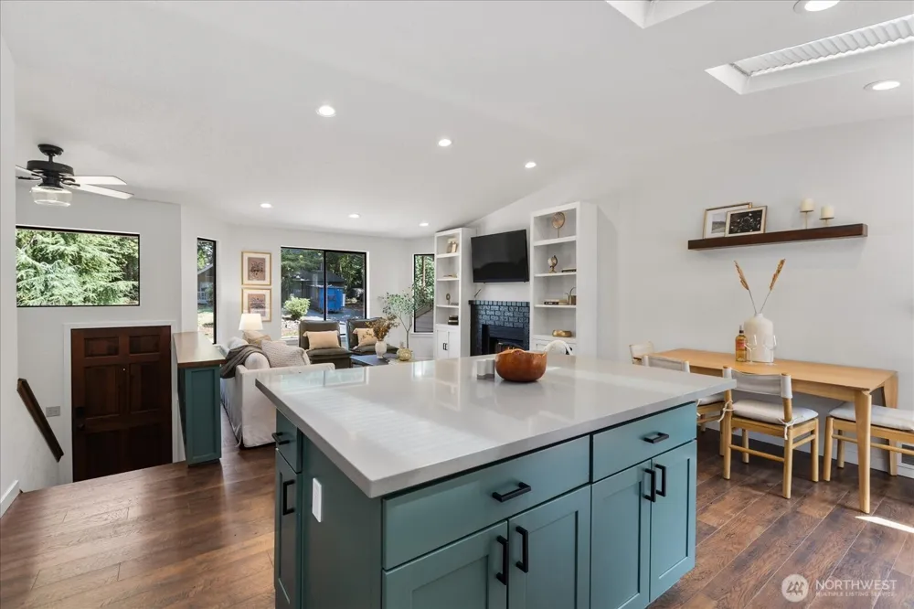 1511 Lake Stickney Drive Lynnwood, WA 98087