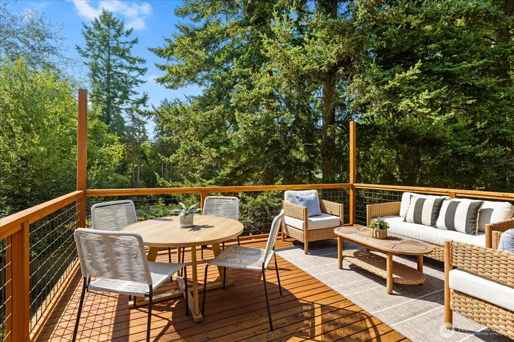 1511 Lake Stickney Drive Lynnwood, WA 98087