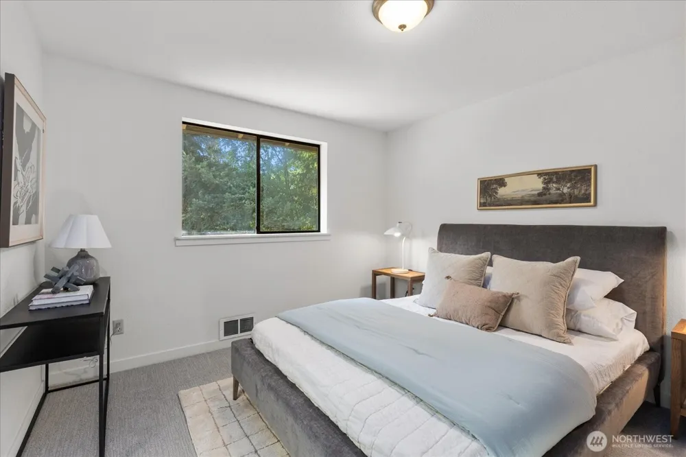 1511 Lake Stickney Drive Lynnwood, WA 98087