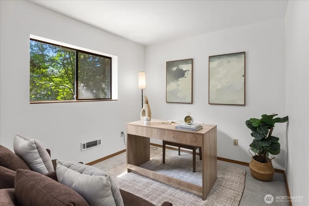 1511 Lake Stickney Drive Lynnwood, WA 98087
