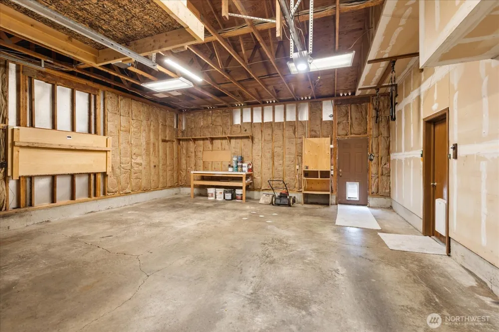 1511 Lake Stickney Drive Lynnwood, WA 98087