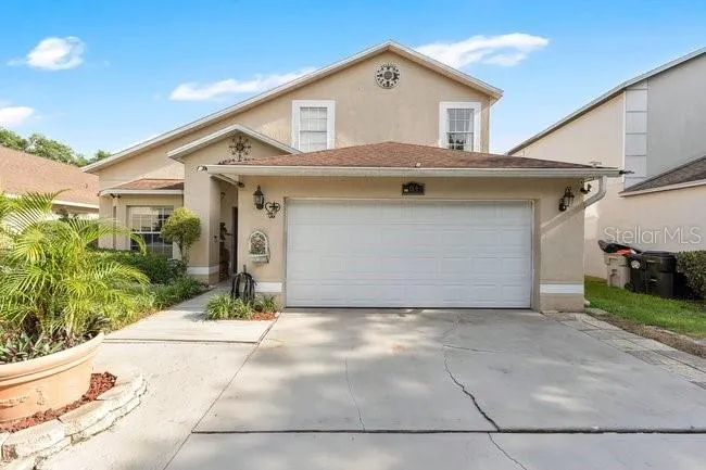 84 KNIGHTS HOLLOW DRIVE Apopka, FL 32712