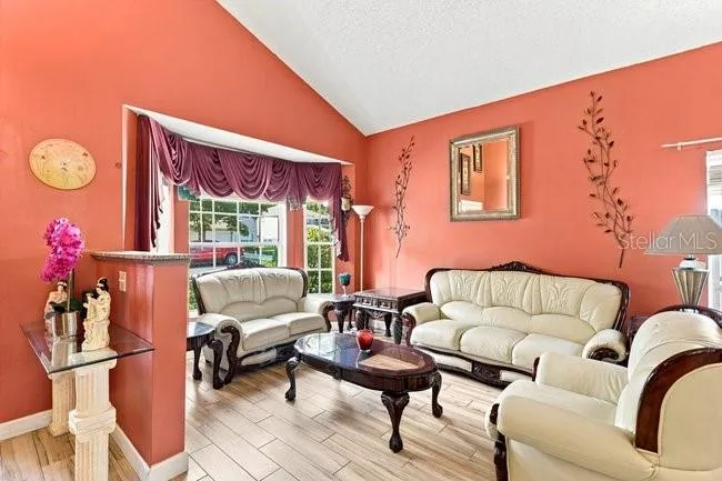 84 KNIGHTS HOLLOW DRIVE Apopka, FL 32712