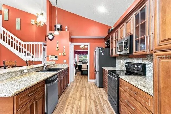 84 KNIGHTS HOLLOW DRIVE Apopka, FL 32712