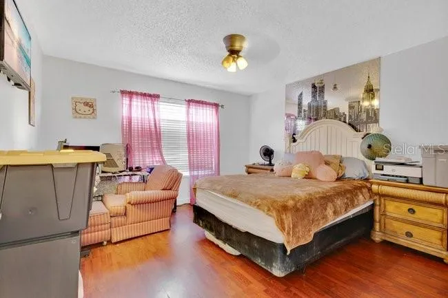 84 KNIGHTS HOLLOW DRIVE Apopka, FL 32712