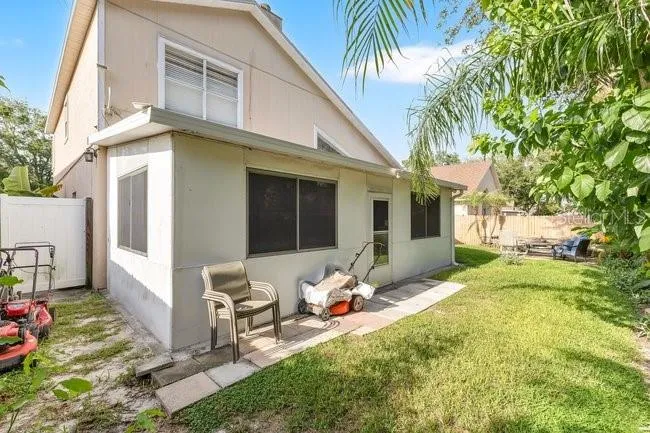 84 KNIGHTS HOLLOW DRIVE Apopka, FL 32712