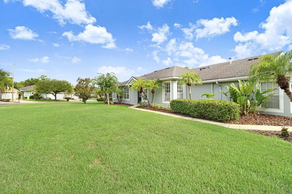 9831 GINGERWOOD DRIVE Tampa, FL 33626