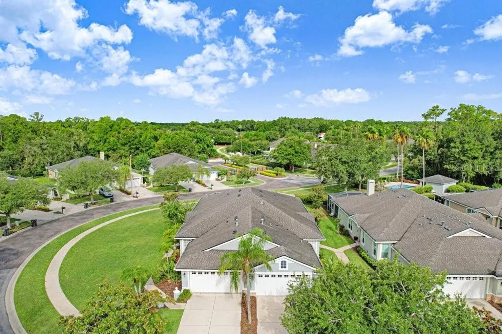 9831 GINGERWOOD DRIVE Tampa, FL 33626