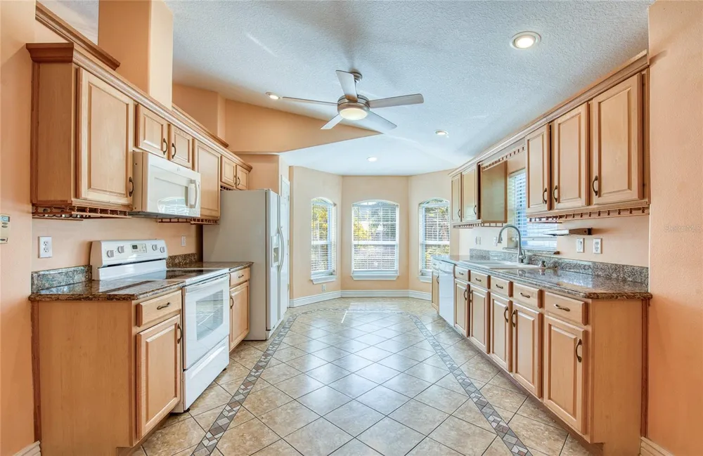 1150 OAKWOOD DRIVE Dunedin, FL 34698