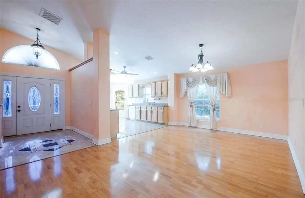 1150 OAKWOOD DRIVE Dunedin, FL 34698