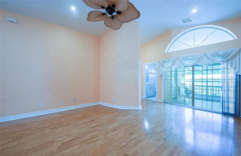 1150 OAKWOOD DRIVE Dunedin, FL 34698